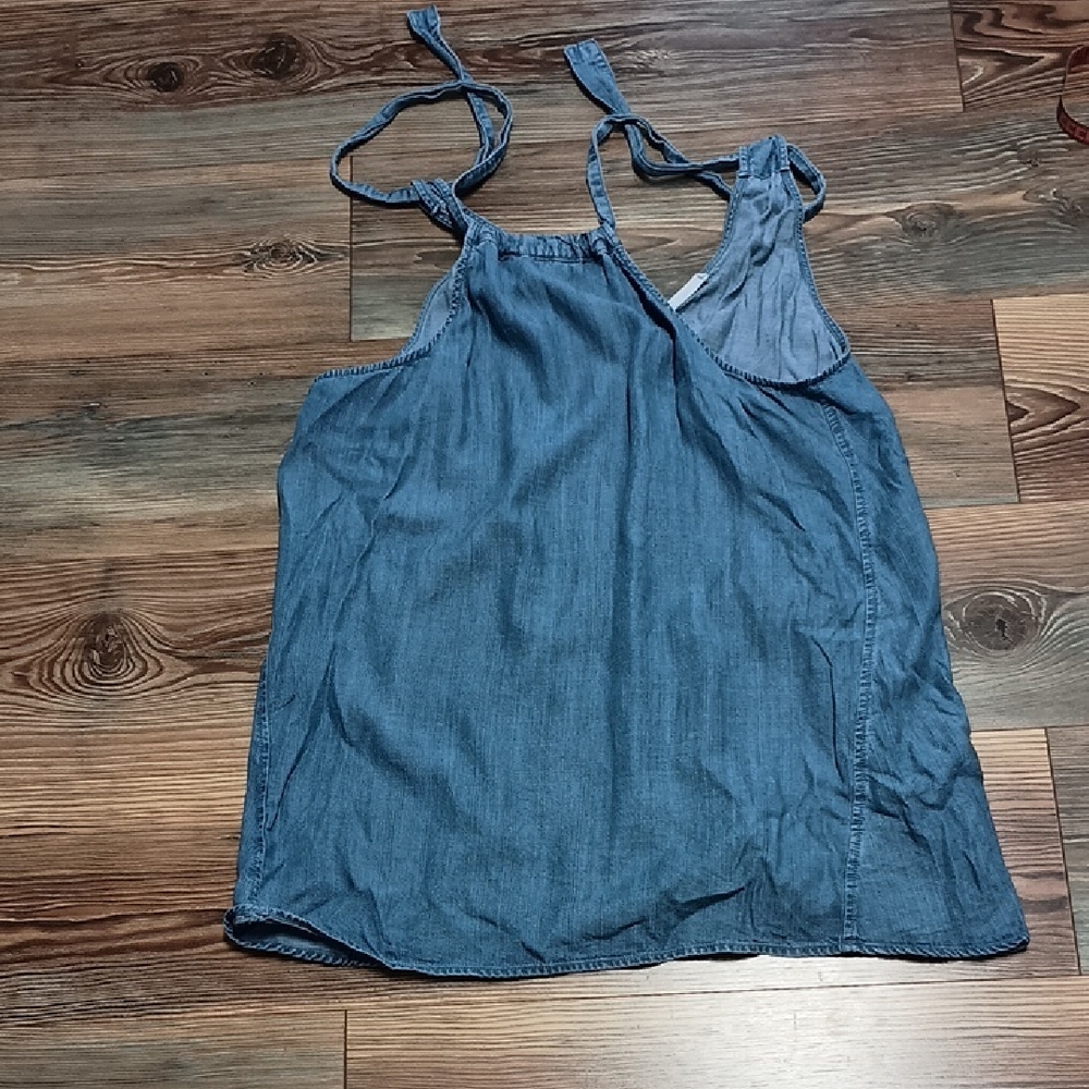 Zenana Outfitters Blue Smocked Tie Front Tank Top